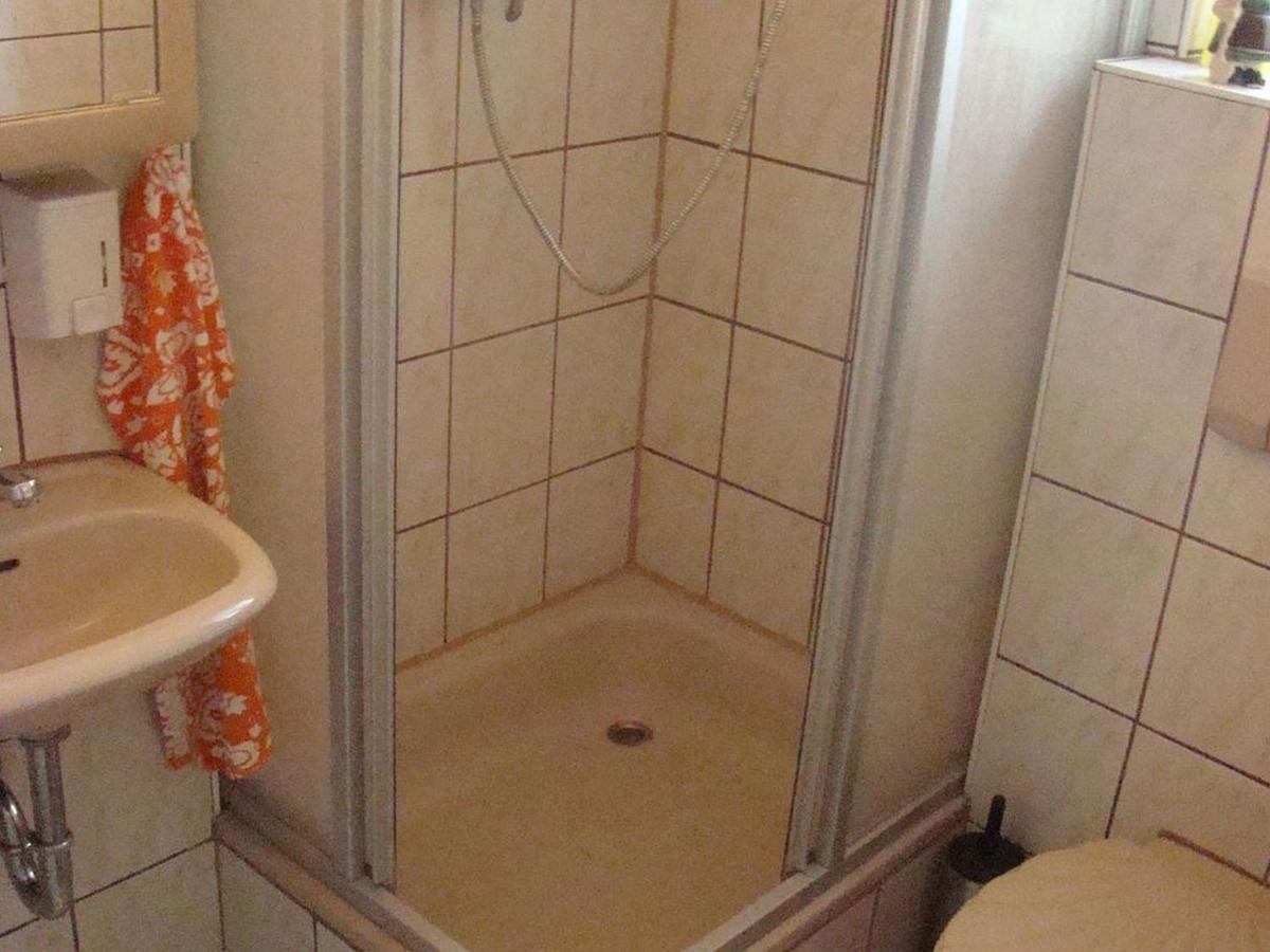 Ferienzimmer Bock Нойрупин Екстериор снимка